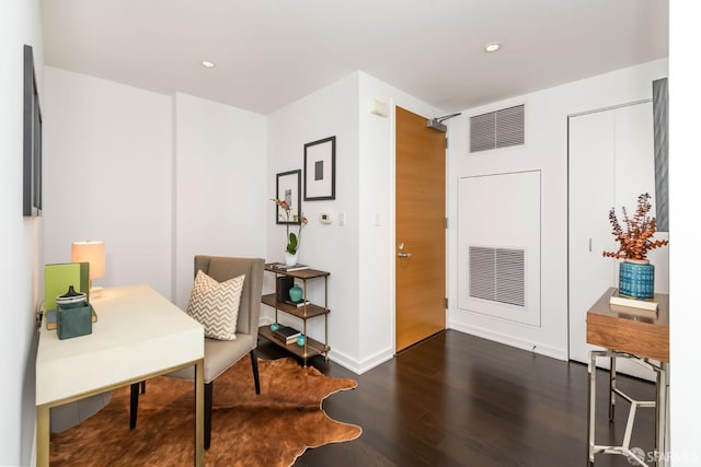 1 Hawthorne St Unit 12F, San Francisco, CA 94105 - office featuring wood finished floors and recessed lighting