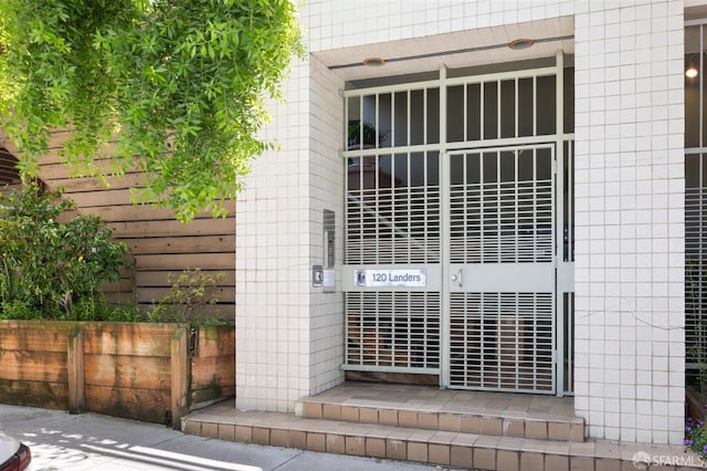 120 Landers St Unit D, San Francisco, CA 94114 - view of property entrance