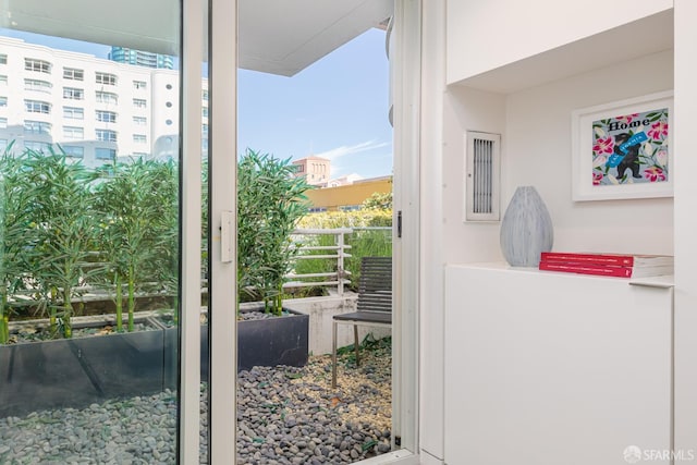 38 Bryant St Unit 405, San Francisco, CA 94105 - view of doorway to outside