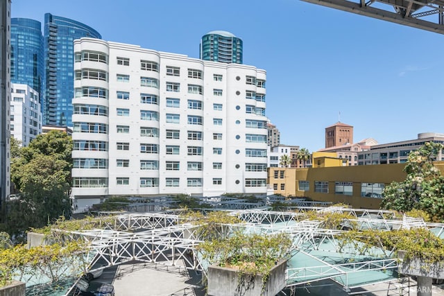 38 Bryant St Unit 405, San Francisco, CA 94105 - view of apartment building / complex