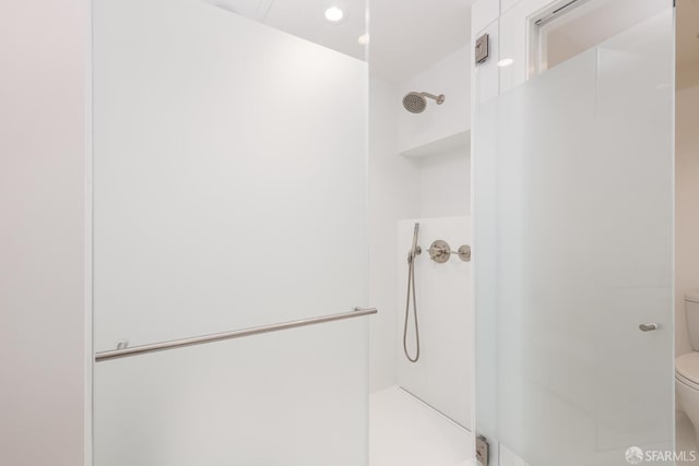 38 Bryant St Unit 405, San Francisco, CA 94105 - full bath featuring toilet, a shower stall, and recessed lighting