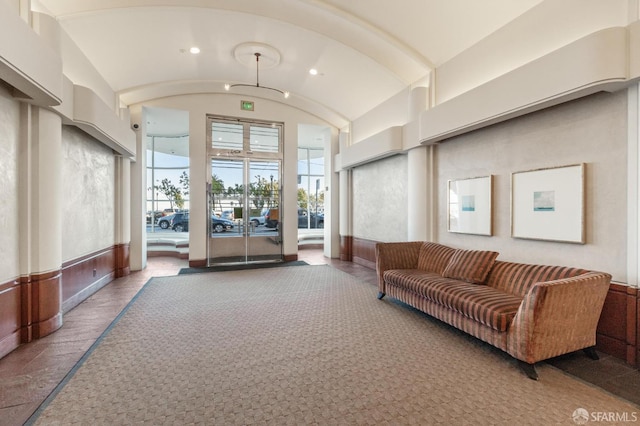 38 Bryant St Unit 405, San Francisco, CA 94105 - lobby with vaulted ceiling and recessed lighting
