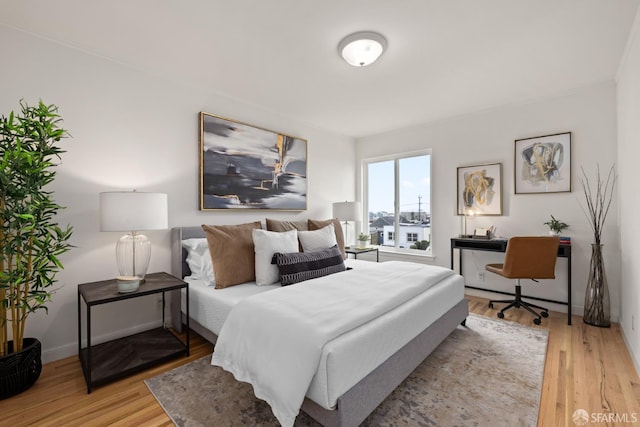 1727 45th Ave, San Francisco, CA 94122 - bedroom featuring a desk and light wood-style floors