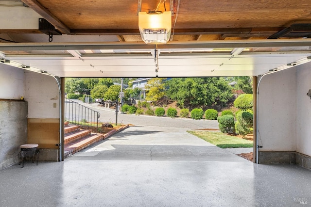 7 Hearthstone Ct, San Rafael, CA 94903 - garage featuring a garage door opener