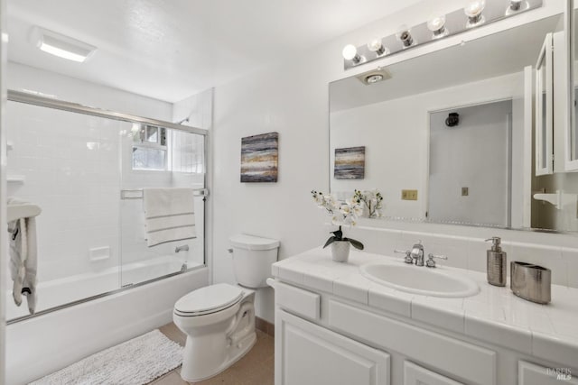 7 Hearthstone Ct, San Rafael, CA 94903 - full bathroom featuring toilet, combined bath / shower with glass door, and vanity