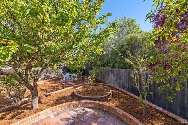 7 Hearthstone Ct, San Rafael, CA 94903 - view of patio with a fenced backyard