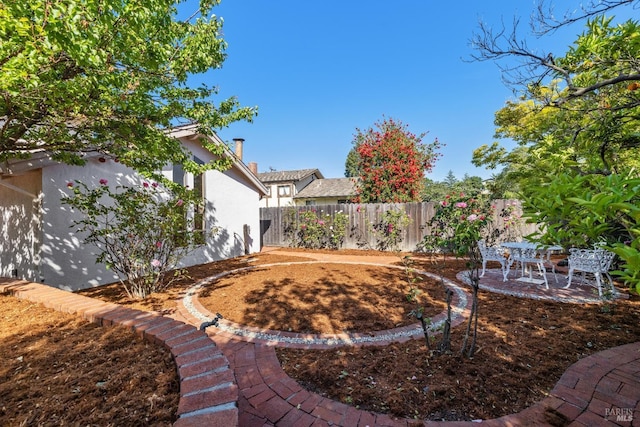 7 Hearthstone Ct, San Rafael, CA 94903 - view of yard featuring a patio area and fence
