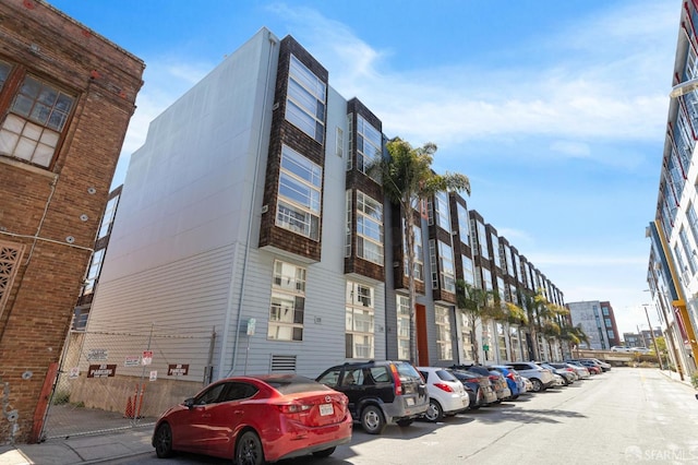 175 Bluxome St Unit 202, San Francisco, CA 94107 - view of property with uncovered parking