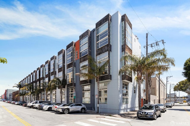 175 Bluxome St Unit 202, San Francisco, CA 94107 - view of apartment building / complex