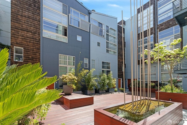175 Bluxome St Unit 202, San Francisco, CA 94107 - view of wooden terrace