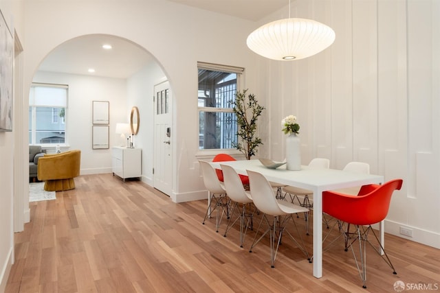 dining room with light hardwood / wood-style floors