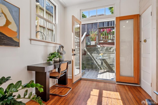 670 Page St, San Francisco, CA 94117 - doorway featuring wood-type flooring