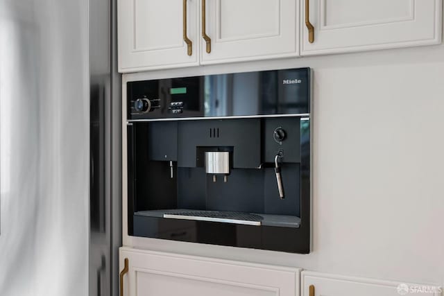803 Vermont St, San Francisco, CA 94107 - kitchen view of white cabinetry and stainless steel refrigerator