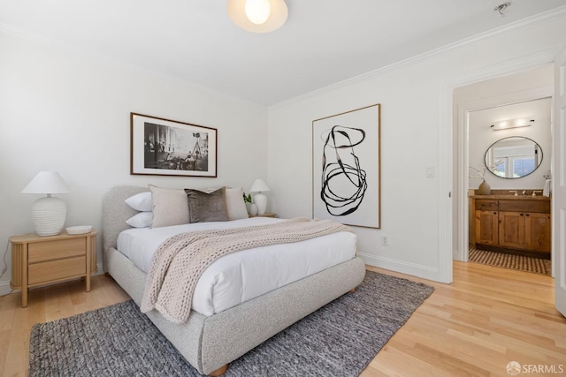 803 Vermont St, San Francisco, CA 94107 - bedroom with crown molding and light wood-type flooring