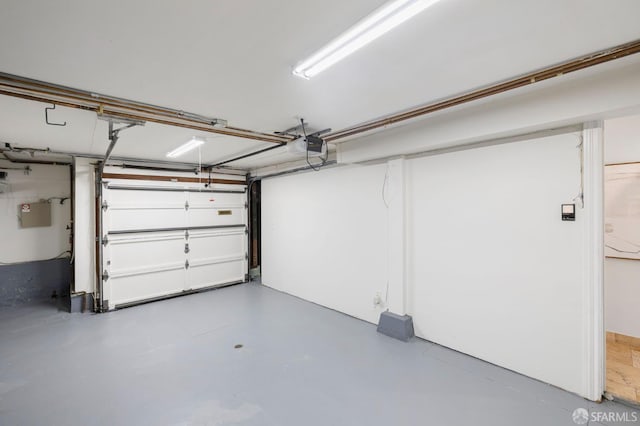 803 Vermont St, San Francisco, CA 94107 - garage with a garage door opener