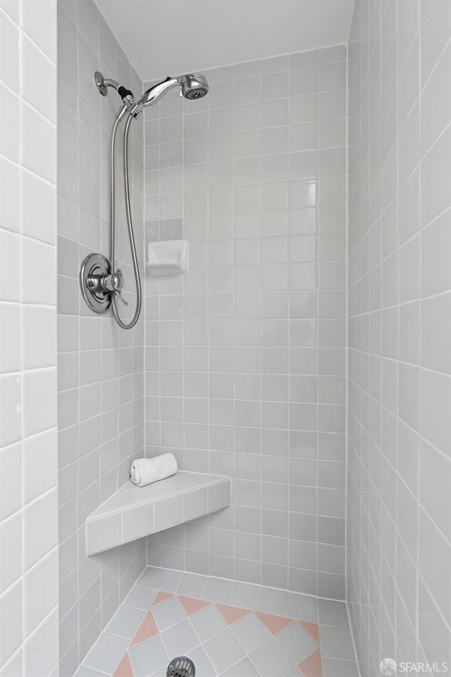 2421 Quintara St, San Francisco, CA 94116 - full bathroom with tiled shower