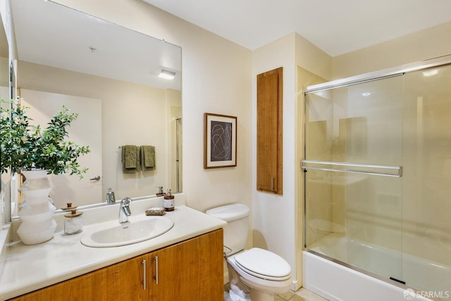 3090 Glascock St Unit 112, Oakland, CA 94601 - bathroom with toilet, vanity, and enclosed tub / shower combo