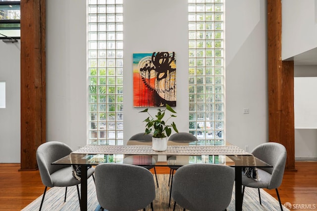 461 2nd St Unit C135, San Francisco, CA 94107 - dining area with wood finished floors and plenty of natural light