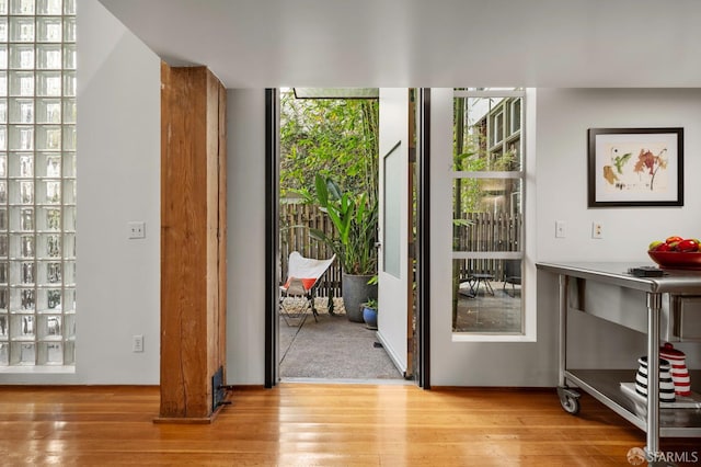 461 2nd St Unit C135, San Francisco, CA 94107 - entryway with light wood-type flooring