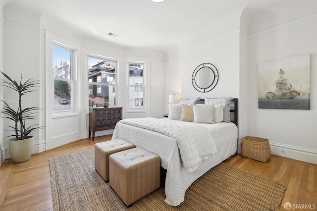 1015 Ashbury St Unit 3, San Francisco, CA 94117 - bedroom featuring light wood-type flooring and baseboards