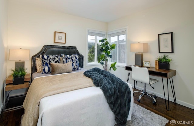 636 Edgemar Ave, Pacifica, CA 94044 - bedroom featuring wood finished floors and baseboards
