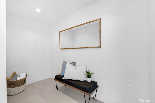 555 Fulton St Unit 519, San Francisco, CA 94102 - living area with baseboards and recessed lighting