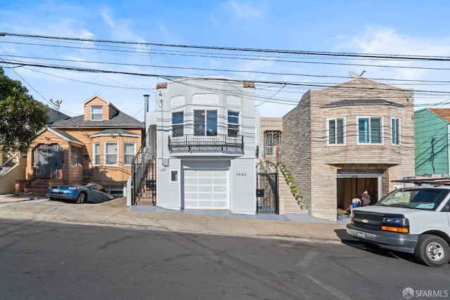 view of front facade with a garage