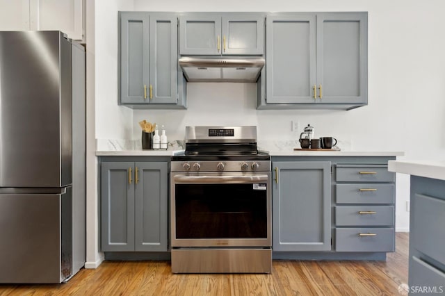 112 S Lake Merced Hls, San Francisco, CA 94132 - kitchen featuring stainless steel appliances, under cabinet range hood, gray cabinetry, and light countertops