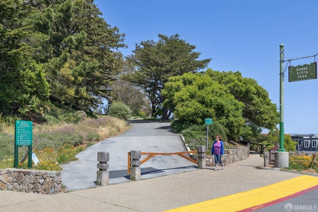 355 Buena Vista E Avenue 605W, San Francisco, CA 94117 - view of surrounding community
