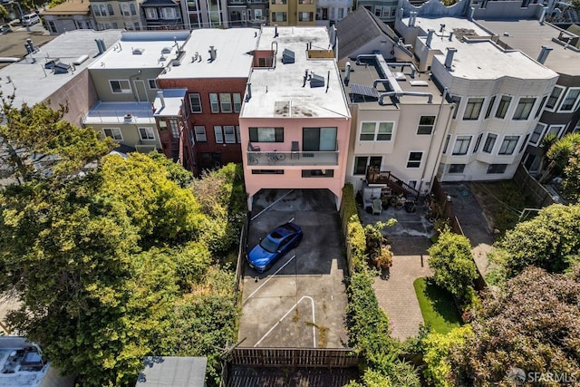 drone / aerial view featuring a residential view