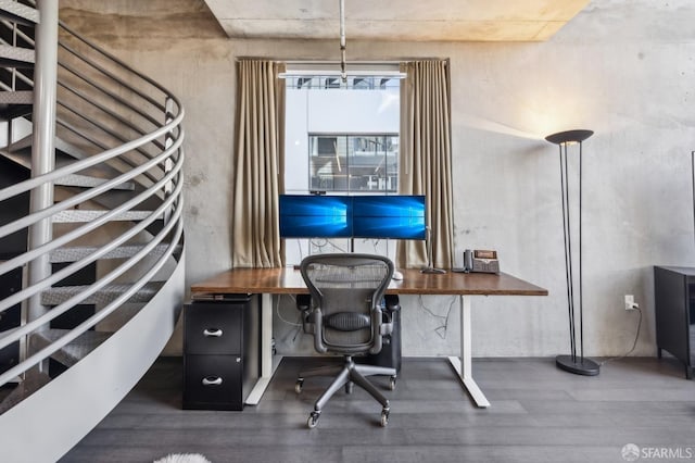 office area featuring dark hardwood / wood-style flooring