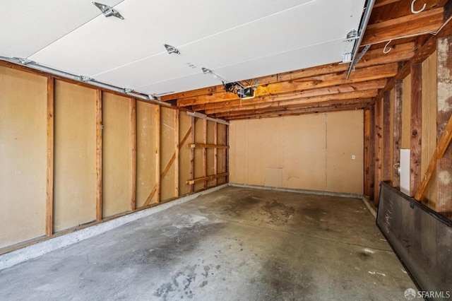 229 Cypress Point Dr, Mountain View, CA 94043 - garage featuring a garage door opener
