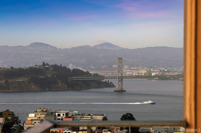 water view with a mountain view