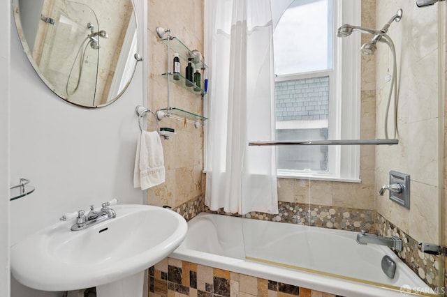 1932 Fell St Unit 1, San Francisco, CA 94117 - full bathroom featuring a sink and tiled shower / bath