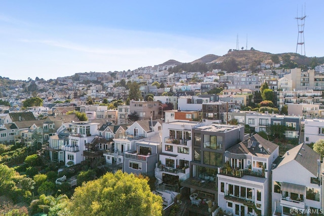 bird's eye view with a mountain view