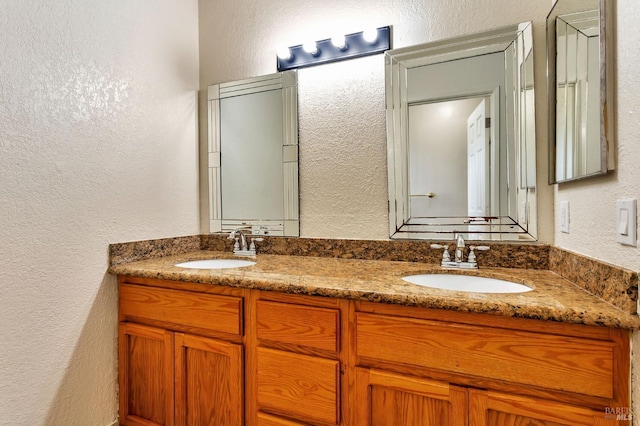 1001 Suffolk Way, Fairfield, CA 94533 - full bath with a textured wall and double vanity