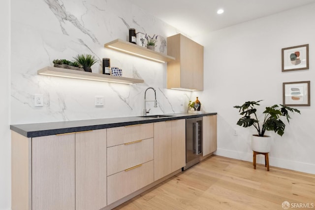 2287 45th Ave, San Francisco, CA 94116 - indoor wet bar featuring beverage cooler, tasteful backsplash, light wood-style flooring, recessed lighting, and baseboards