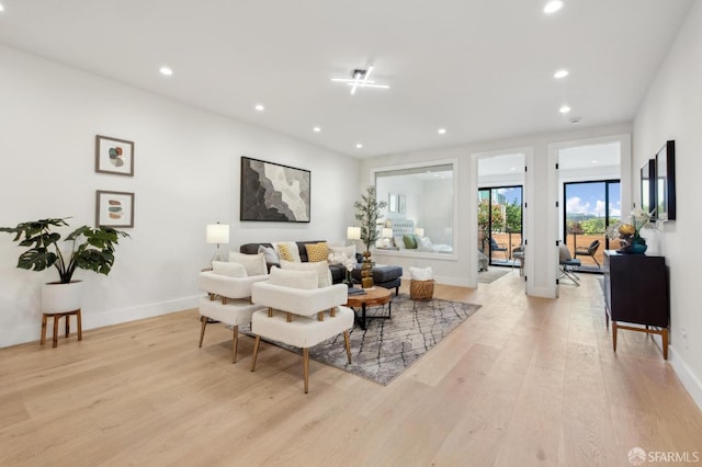 2287 45th Ave, San Francisco, CA 94116 - living room featuring light wood-type flooring, recessed lighting, and baseboards
