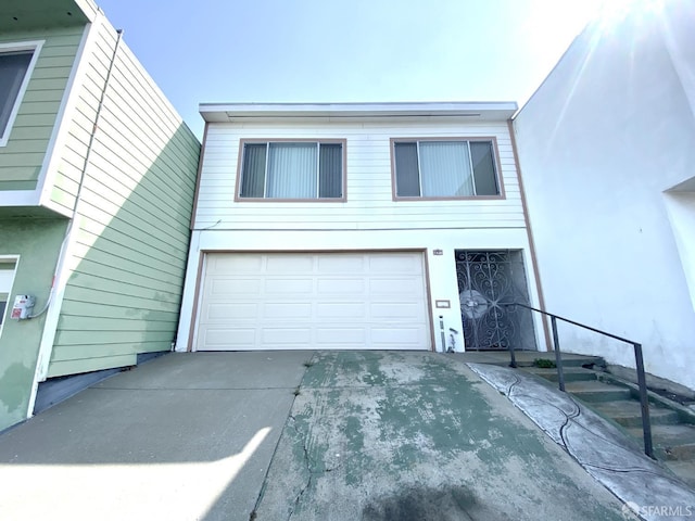 1438 Oakdale Ave, San Francisco, CA 94124 - photo 1