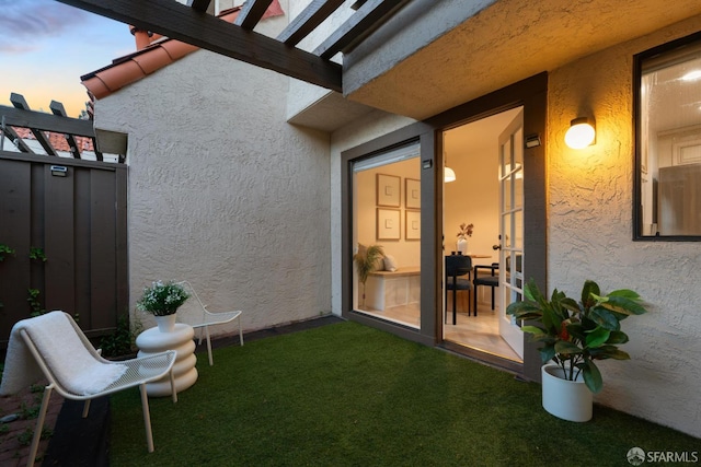 539 Pimlico Ct, Walnut Creek, CA 94597 - view of grassy yard featuring a pergola