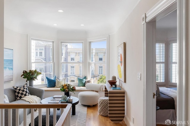 2864 Sacramento St, San Francisco, CA 94115 - living area featuring light wood-type flooring, baseboards, and recessed lighting