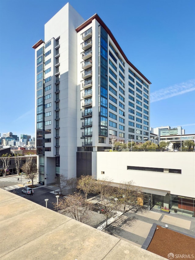 250 King St Unit 528, San Francisco, CA 94107 - view of building exterior with a view of city