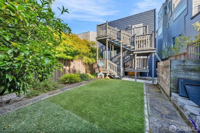 3014 Pine St Unit A, San Francisco, CA 94115 - back of house featuring stairs and a deck