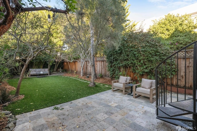 view of patio / terrace featuring an outdoor hangout area