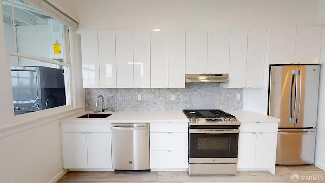 676 Greenwich St, San Francisco, CA 94133 - photo 11