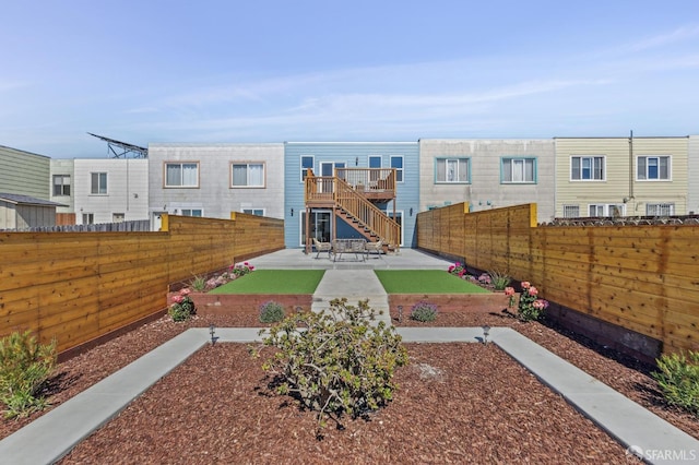 2055 42nd Ave, San Francisco, CA 94116 - view of fenced backyard