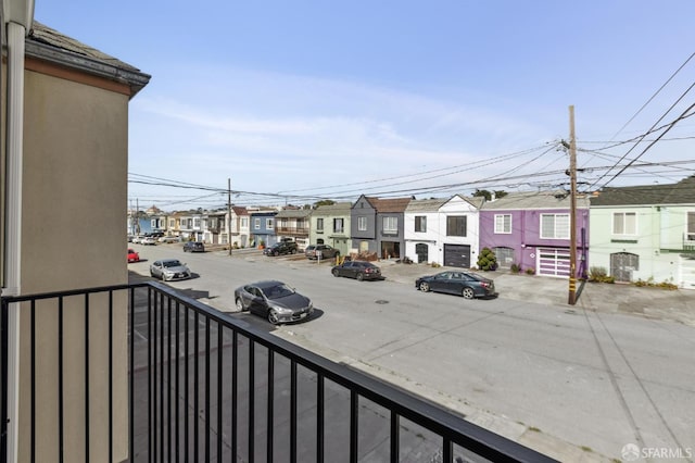 2055 42nd Ave, San Francisco, CA 94116 - balcony with a residential view