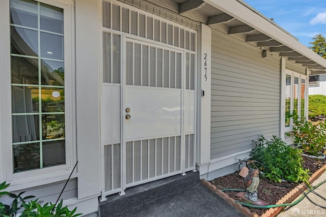 2675 Simas Ave, Pinole, CA 94564 - property entrance