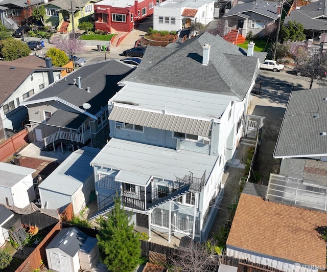 birds eye view of property featuring a residential view