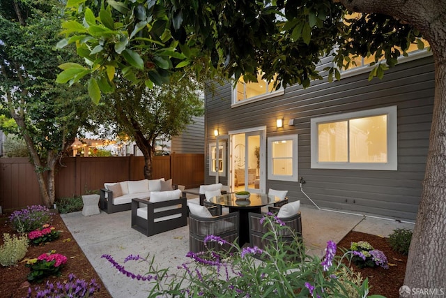 267 Bonview St, San Francisco, CA 94110 - view of patio / terrace with outdoor lounge area